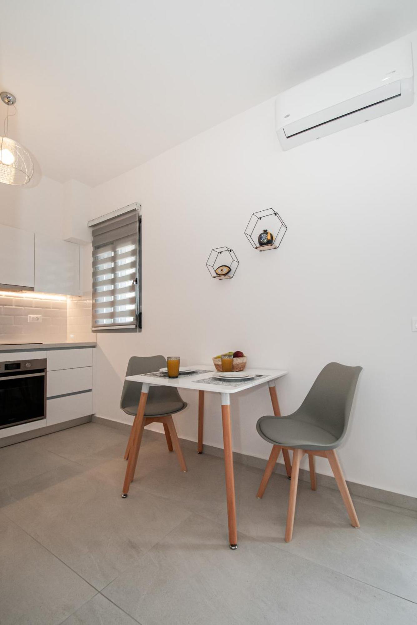 Anesis Town Apartments Rhodes City ภายนอก รูปภาพ